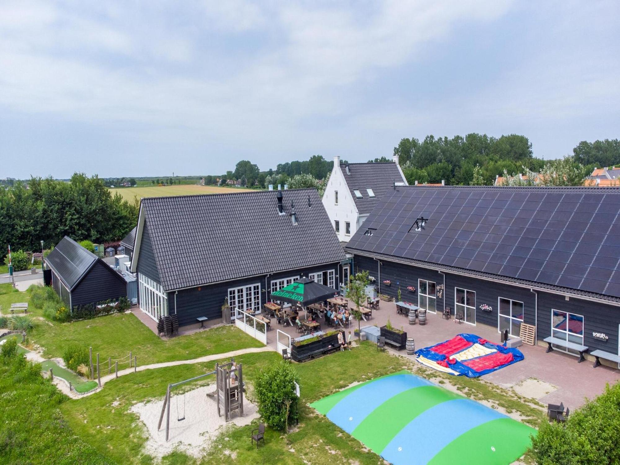 Luxury House With Sauna, 700 M From The Nieuwvliet
