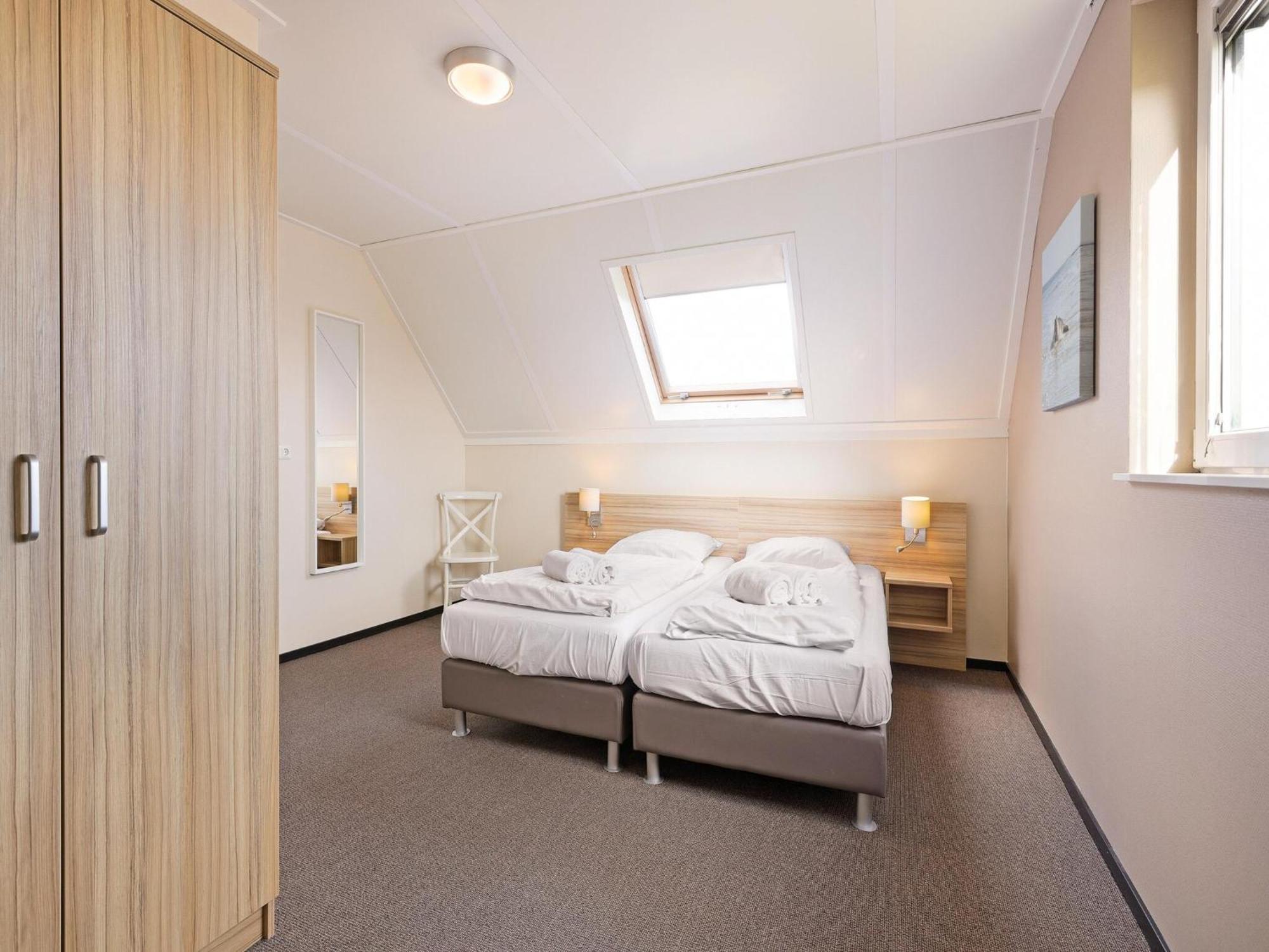 Vakantiehuis Luxury House With Sauna, 700 M From The