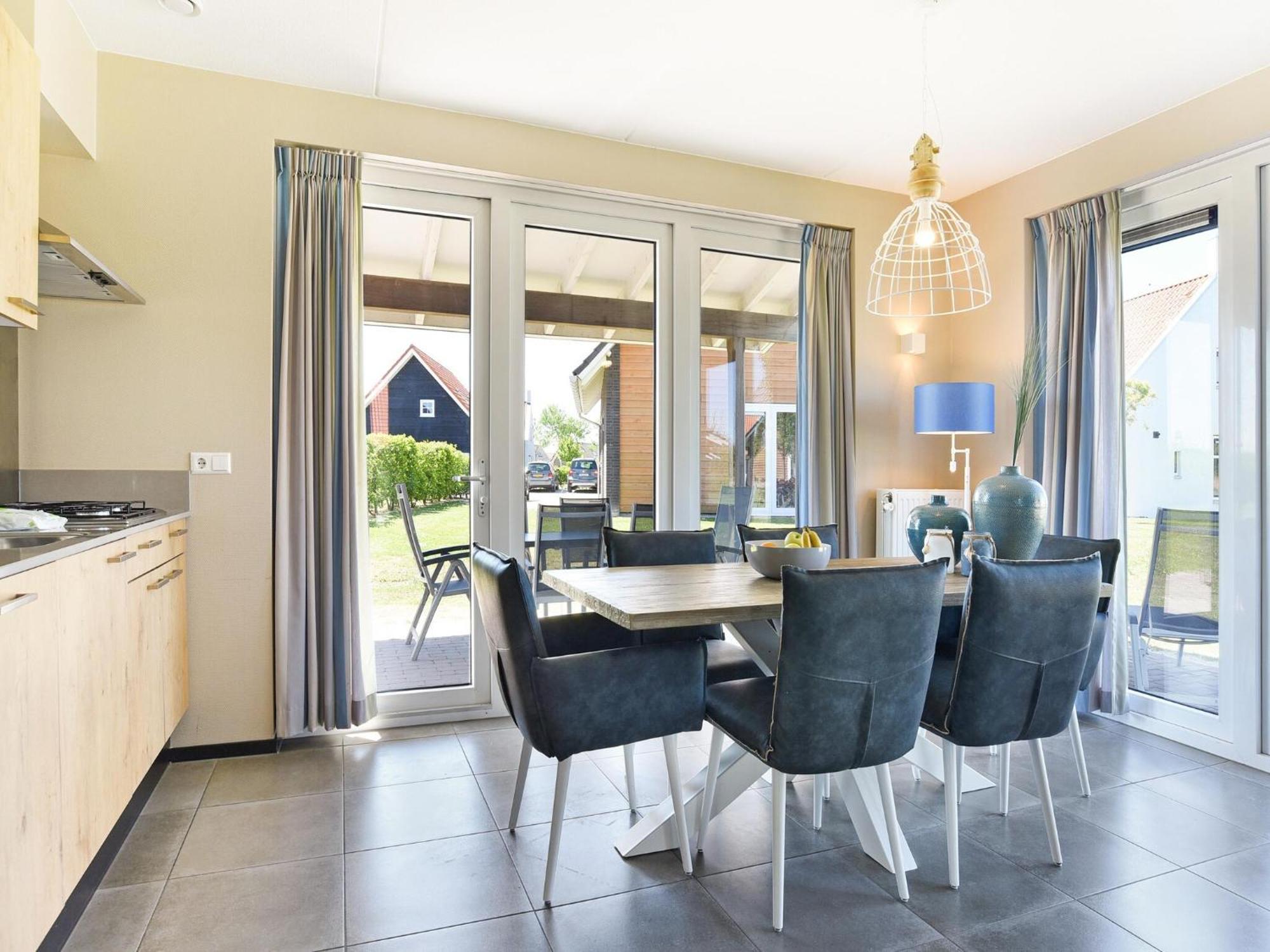 Luxury House With Sauna, 700 M From The * Nieuwvliet