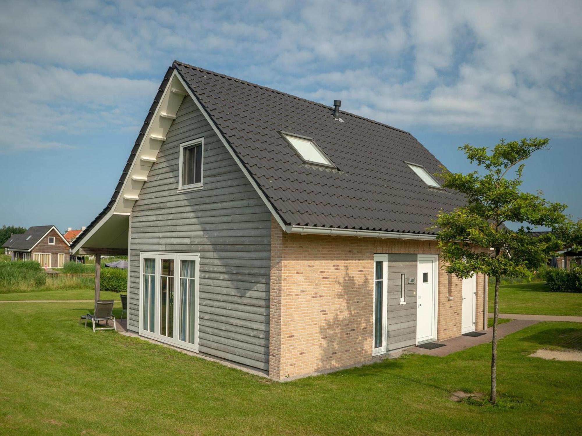 Luxury House With Sauna, 700 M From The