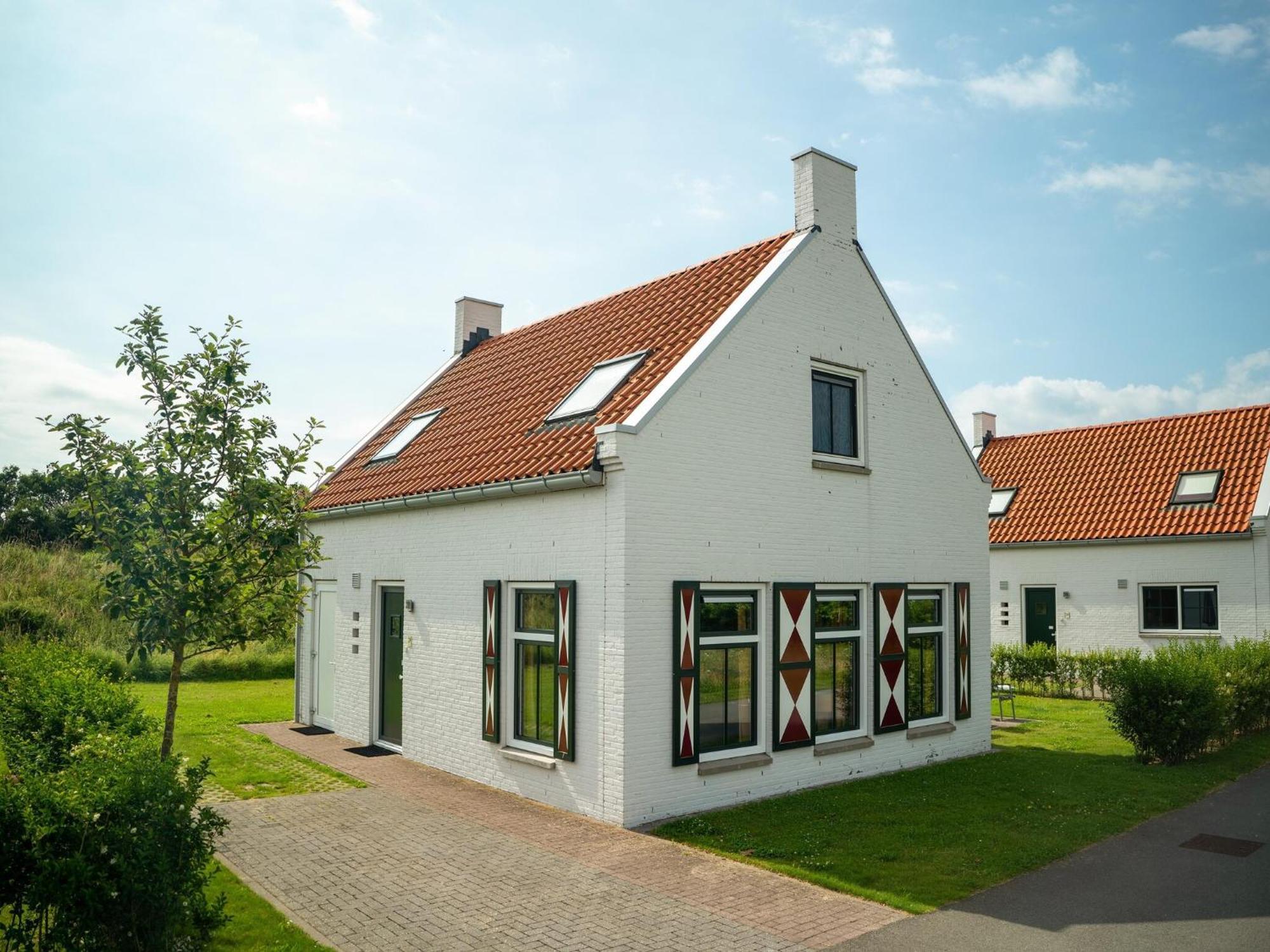 Vakantiehuis Luxury House With Sauna, 700 M From The