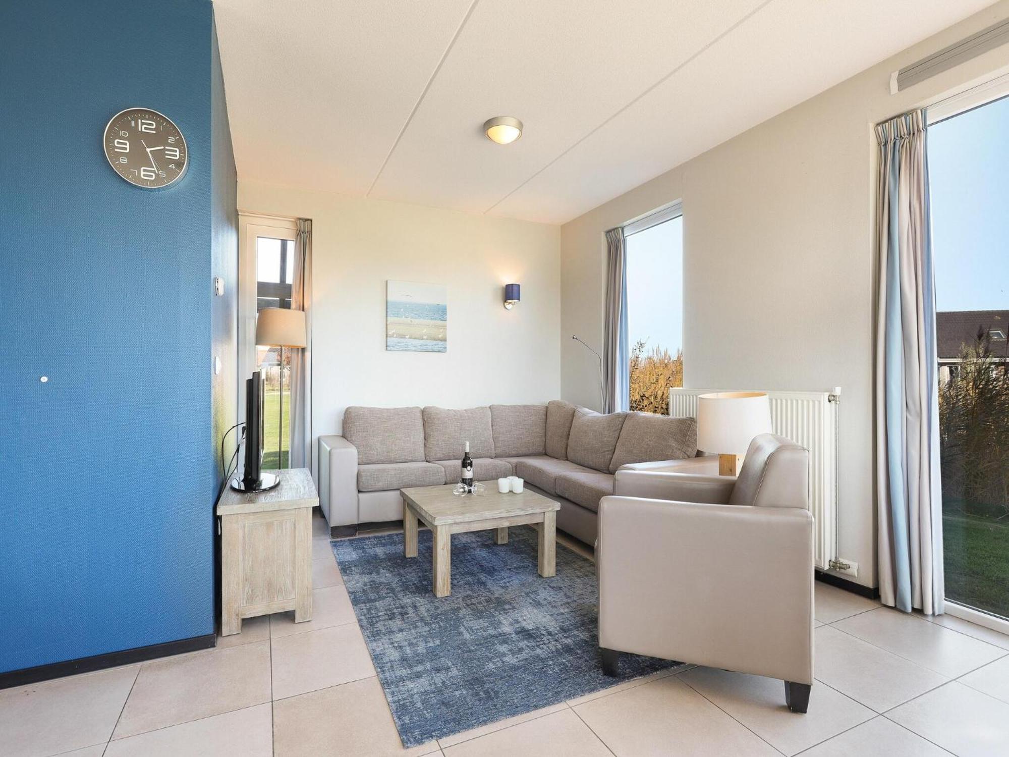 Luxury House With Sauna, 700 M From The Nieuwvliet
